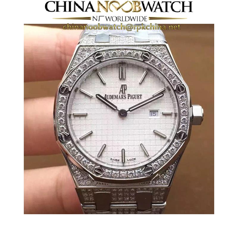 Replica Audemars Piguet Royal Oak 67651 Ladies Stainless Steel & Diamonds White Dial Swiss Quartz 2713