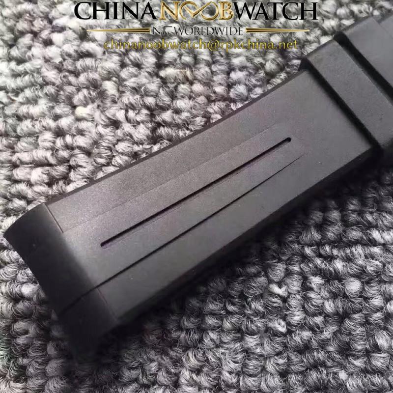 Replica Rolex Black Rubber B Strap for Submariner